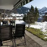 Erdgeschoss Bergzit- Mit Hallenbad Und Sauna Appartamento *