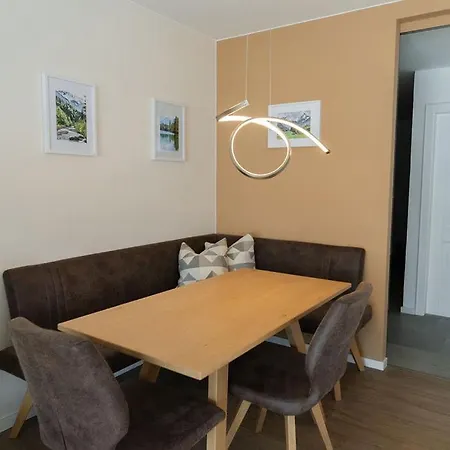 Erdgeschoss Bergzit- Mit Hallenbad Und Sauna *
